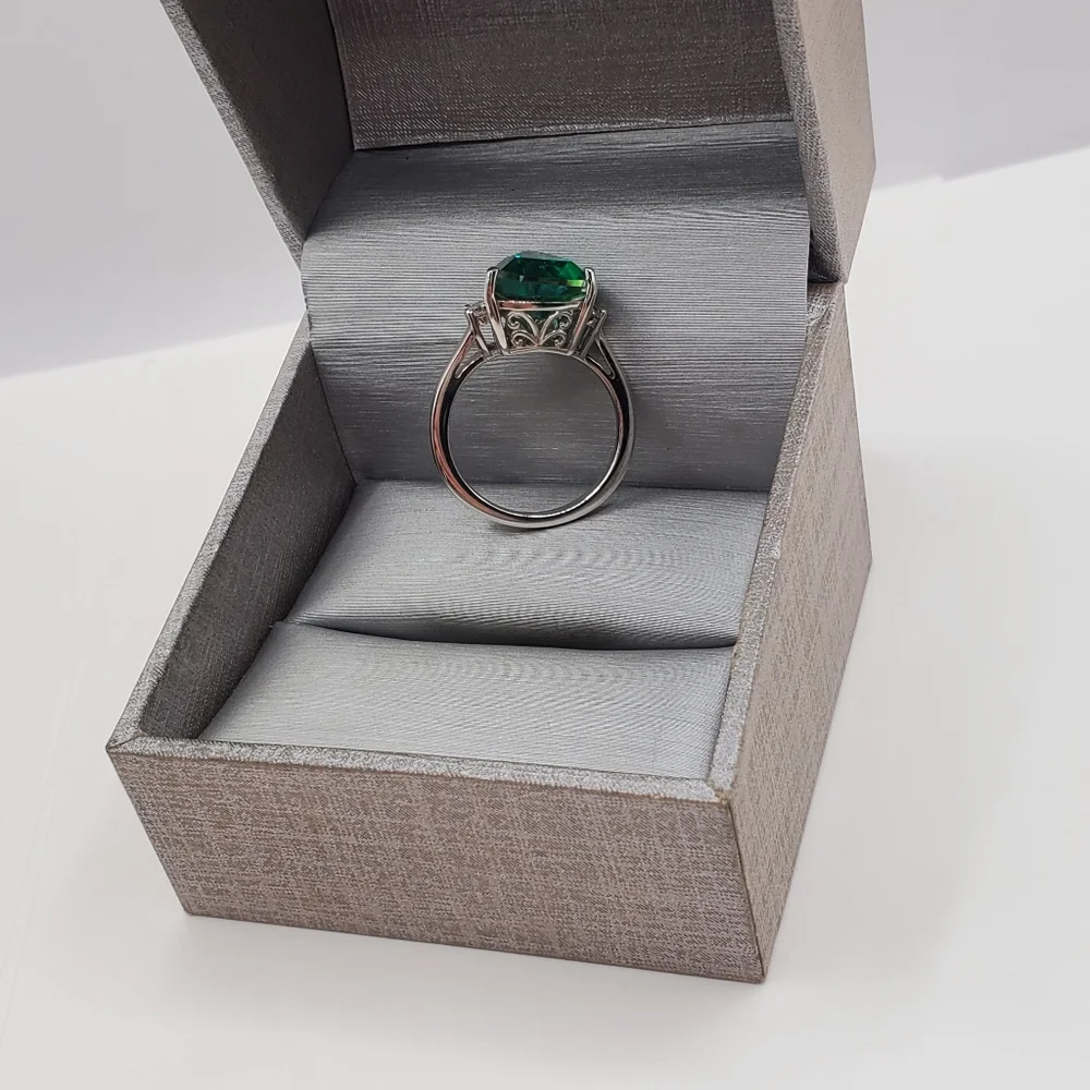 Emerald Green Quartz & Zircon Platinum | 925 Sterling Silver Ring